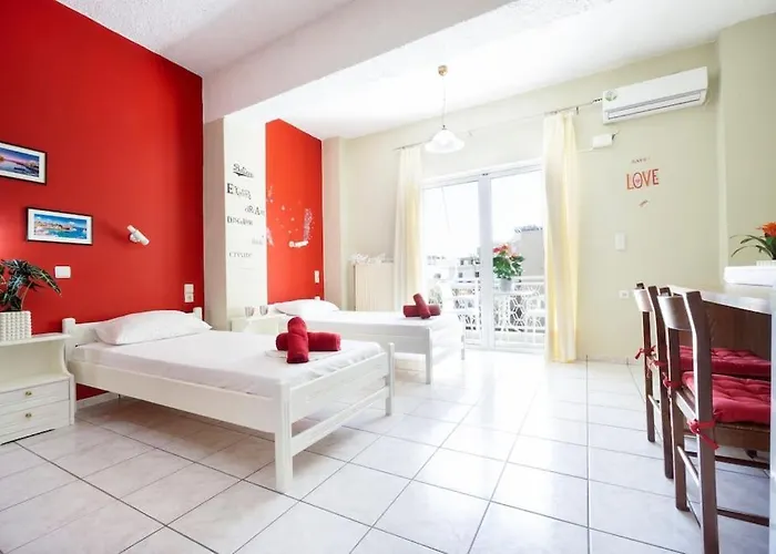 Steps From The Aprt * La Canea