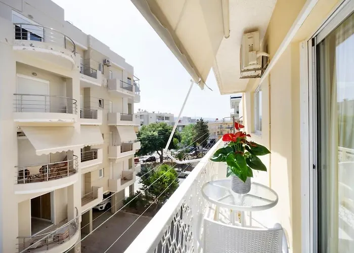 Steps From The Aprt Apartamento La Canea