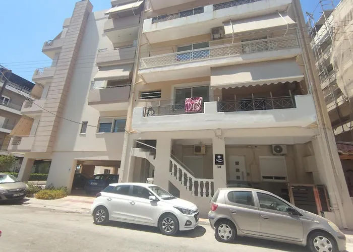 Steps From The Aprt Apartamento La Canea