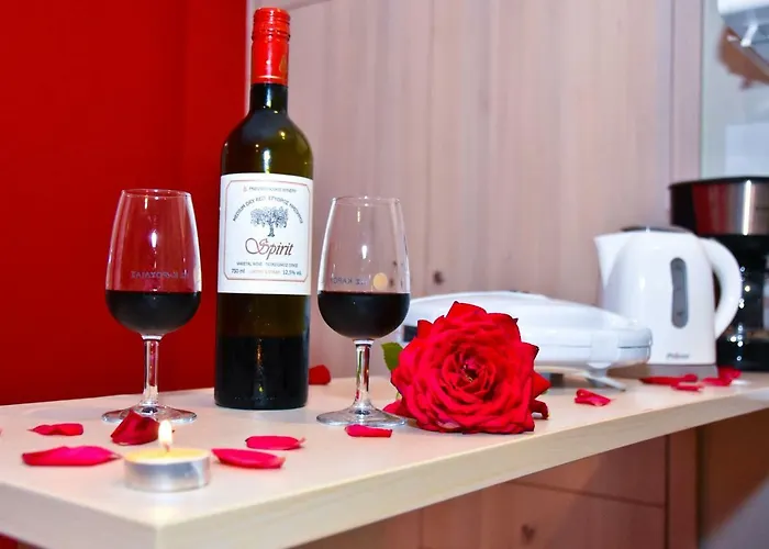 Apartamento Steps From The Aprt La Canea