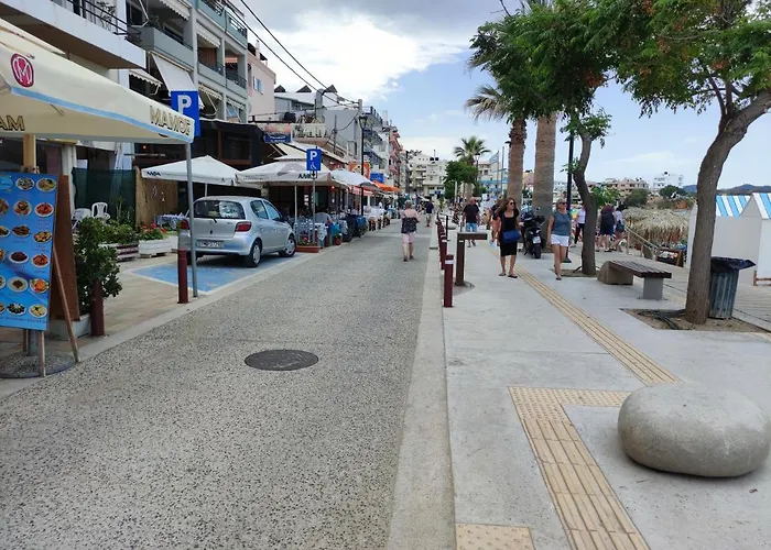 Steps From The Aprt Апартаменты Ханья