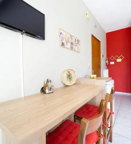 Steps From The Aprt Daire